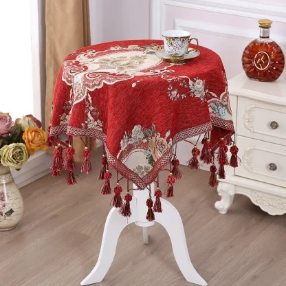 Round Tassels Table Cloths - Image 3