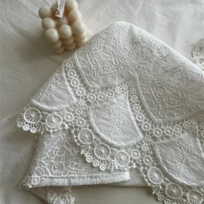 Embroidered Lace Table Cloth - Image 6