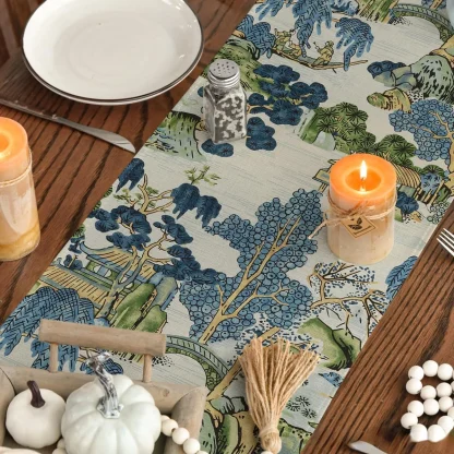 Vintage-style Print Table Runner - Image 5