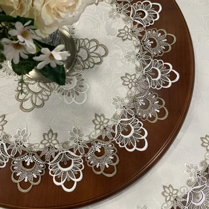 Round Creative Lace Table Cloth - Image 3