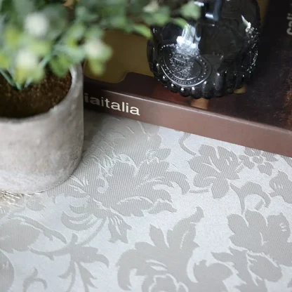 Retro Lace Trim Table Cloth - Image 5