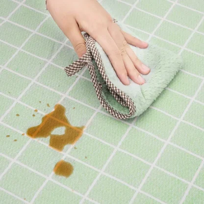 Stain Resistant Table Cloths - Image 2
