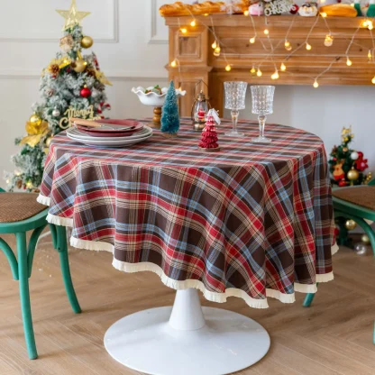 Plaid Christmas Table cloth - Image 14