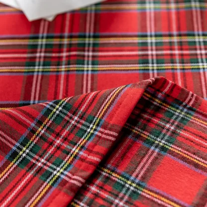 Christmas Plaid Table Cloth - Image 9