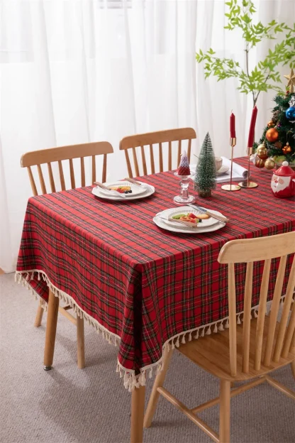 Round Holiday Table Cover - Image 11