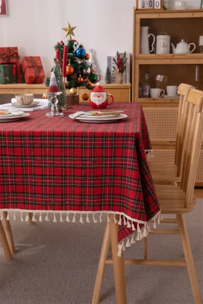 Round Holiday Table Cover - Image 12