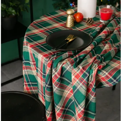 Round Holiday Table Cover